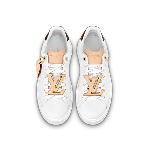 time out sneaker
